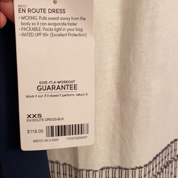 NWT ATHLETA EN ROUTE DRESS!! - Picture 3 of 4
